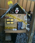 Homemade Haunted House Costume - 2011 Halloween Costume Contest Haunted House Costume