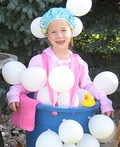 Homemade Bathtub and Bubbles Costume - 2012 Halloween Costume Contest Bathtub and Bubbles Costume