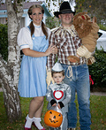 The Wizard of Oz Family Costume - 2012 Halloween Costume Contest The Wizard of Oz Family Costume