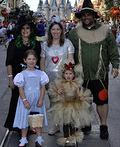 The Wizard of Oz Family Homemade Costume - 2013 Halloween Costume Contest Wizard of Oz Family Costume