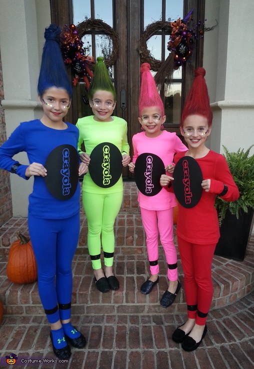 kids dressed up like crayola crayons for halloween
