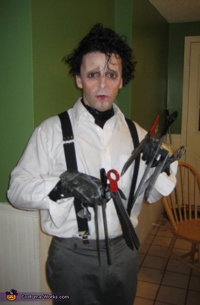 Coolest Diy Edward Scissorhands Costume Photo 2 4