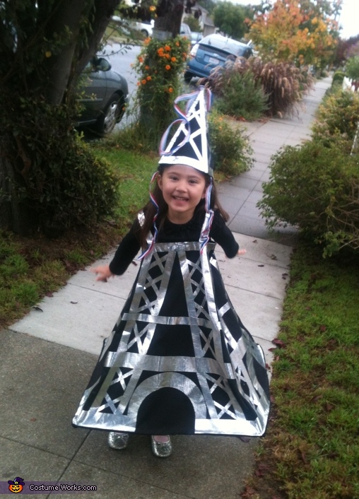 Eiffel Tower - Homemade costumes for girls