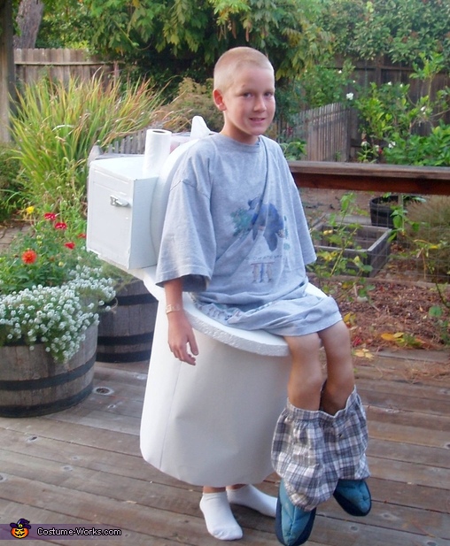 On the Toilet - Homemade costumes for boys