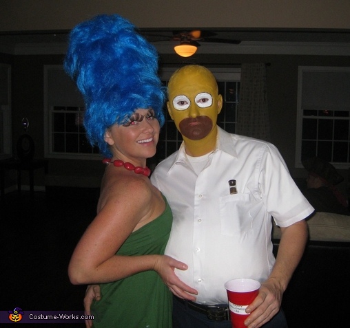 diy for The couples inexpensive  Costume Simpsons Couples costumes Homemade halloween Halloween