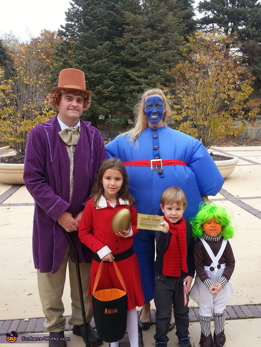 Willy Wonka and the Chocolate Factory Family Halloween Costume