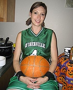 Basketball Player Costume for Pregnant Women