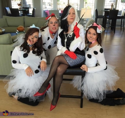 101 Dalmatians Group Halloween Costume