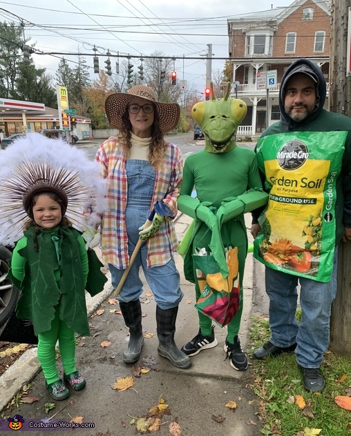 A Growing Family Costume