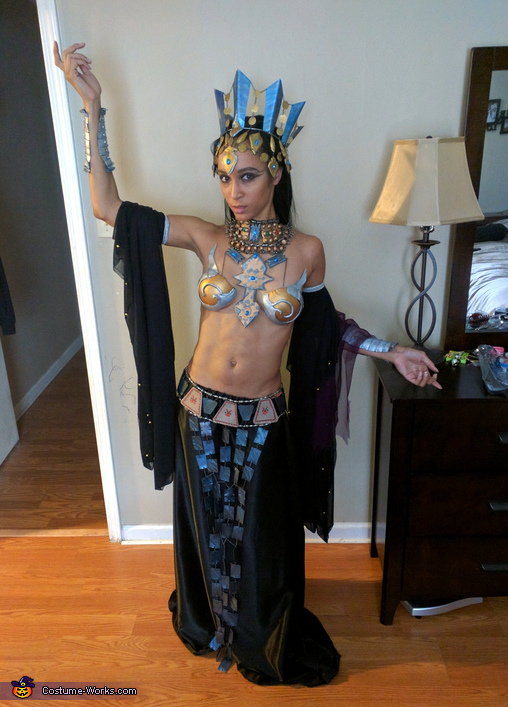 Akasha Queen of the Damned Costume