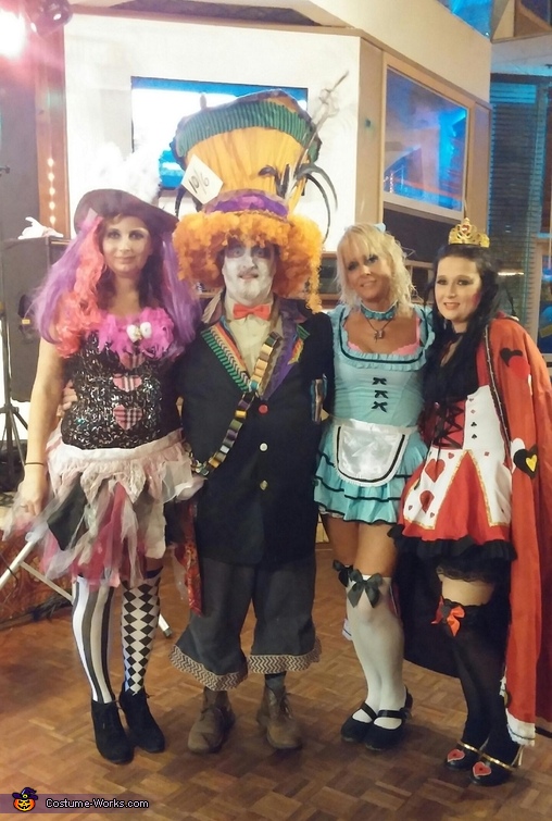 Alice in Wonderland Family Halloween Costume