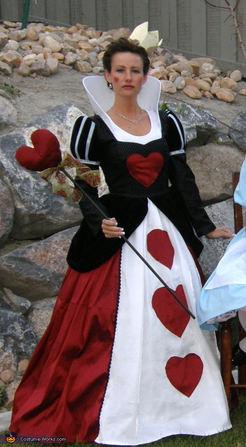 queen of hearts cards alice in wonderland costume