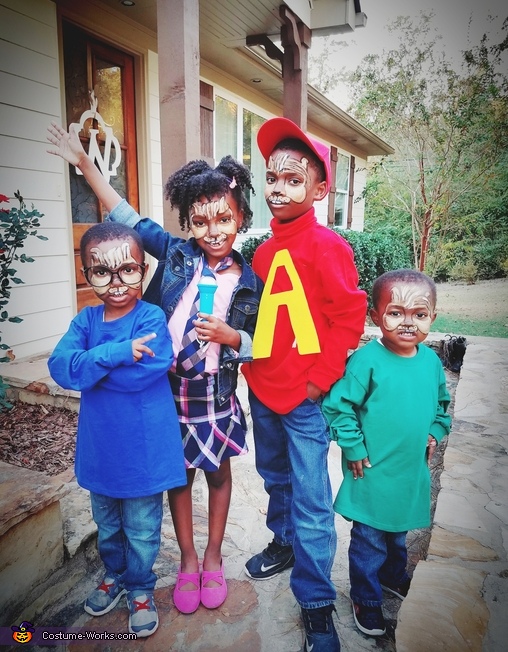 Alvin, Simon, Theodore, and Chipette Brittany Costume