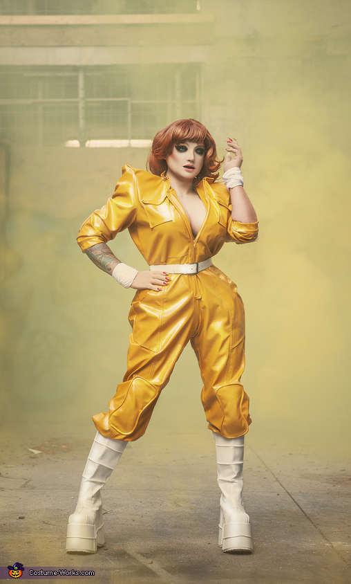 April O'Neil Costume - Photo 2/5