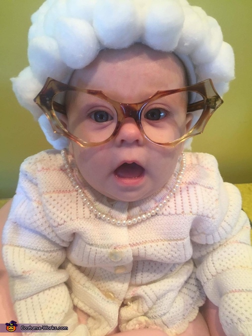 Baby Granny Costume | Unique DIY Costumes - Photo 2/4