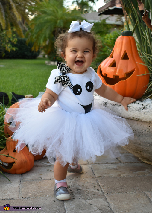 Baby Pacman Costume | Unique DIY Costumes