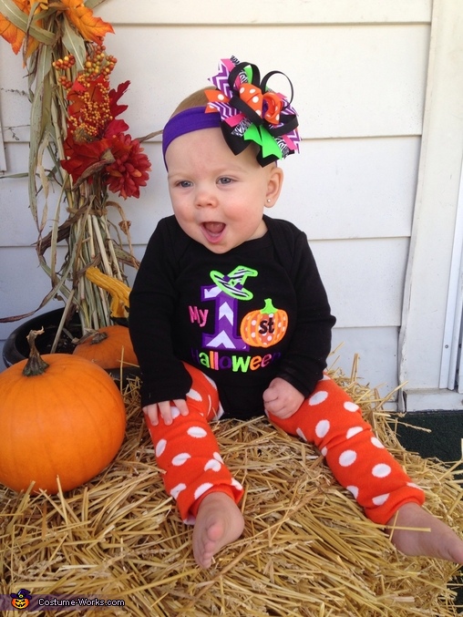 Baby's First Halloween Costume | DIY Costumes Under $35 - Photo 2/3