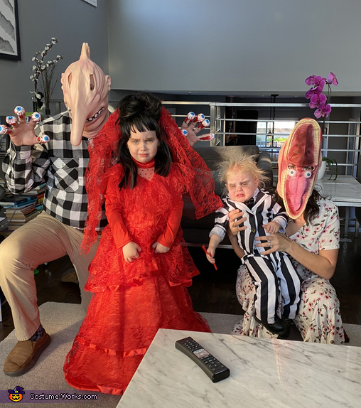 beetlejuice family costumes