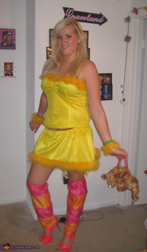 Awesome hand made Big Bird costume for women | Last Minute Costume Ideas