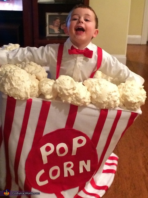 31. Box of Popcorn DIY Costume 3 3.