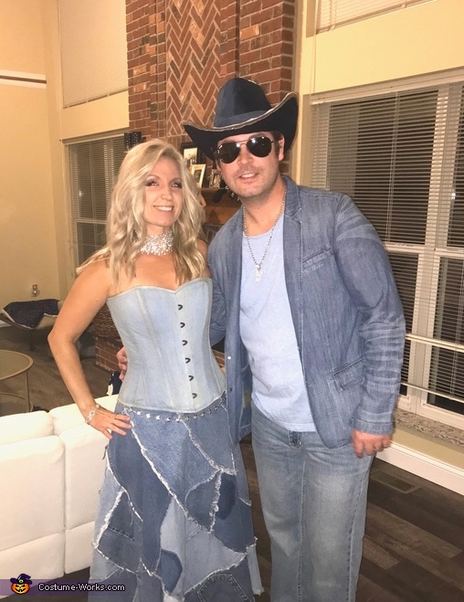 How to Make a Denim Britney and Justin Costume for Halloween | Themed  halloween costumes, Britney spears halloween costume, Halloween costumes