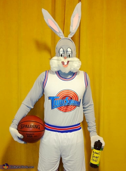 bugs bunny in a suit