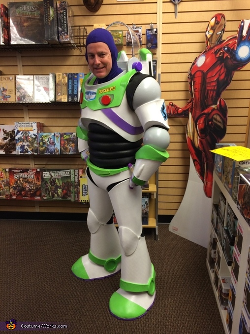 Buzz lightyear halloween costume online, article, story, explanation, sugge...