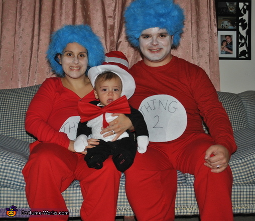 Cat in the Hat and Thing 1 and Thing 2 Family Costume