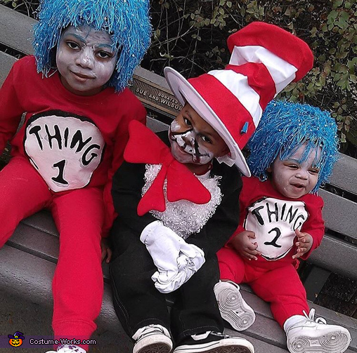 Cat in The Hat with Thing 1 & Thing 2 Costume