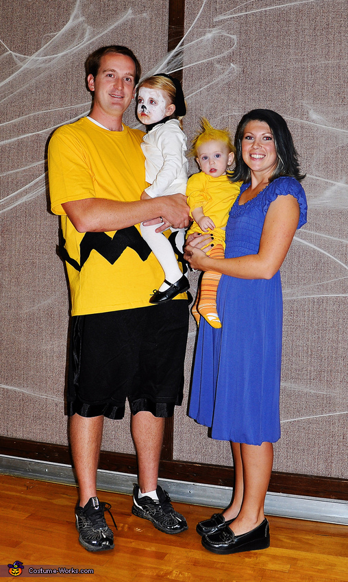 Charlie Brown Family Costume