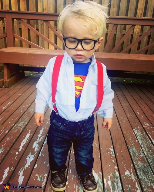 Clark Kent Toddler Halloween Costume - Photo 2/3