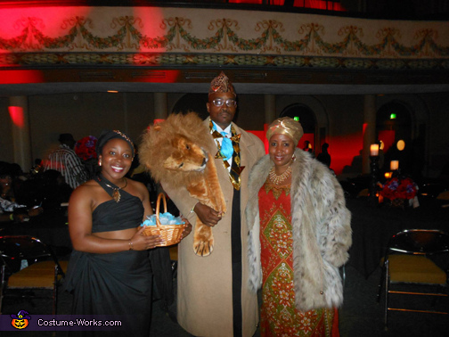 Coming to America Family Costumes