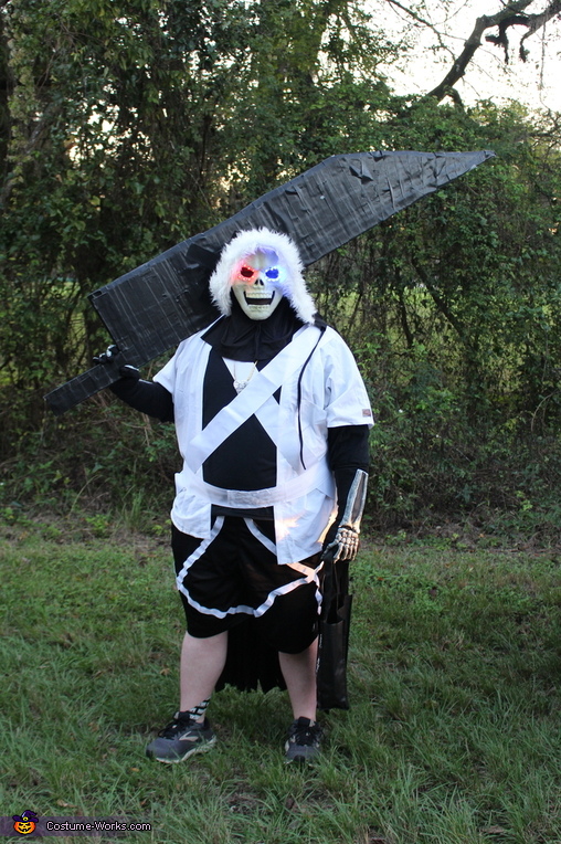 My first time cosplaying. It is cross sans from underverse : r/cosplayers