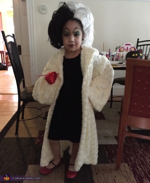 Cruella de Vil Costume