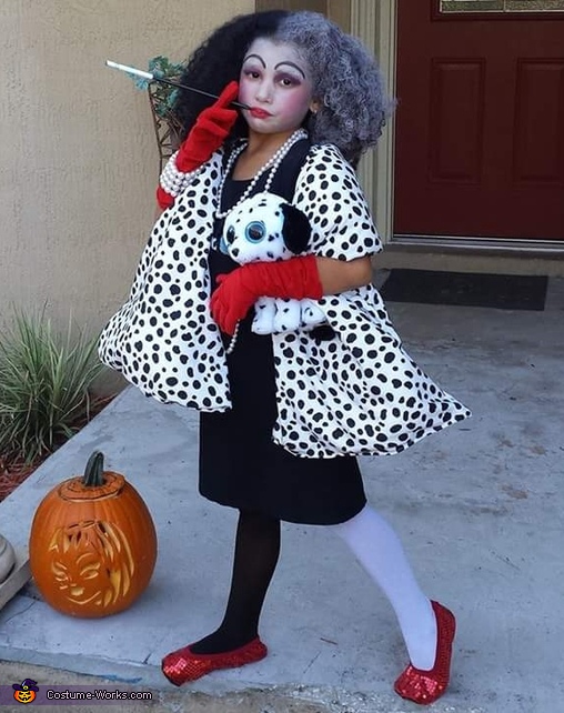 Cruella Deville Girl's Halloween Costume | Best DIY Costumes