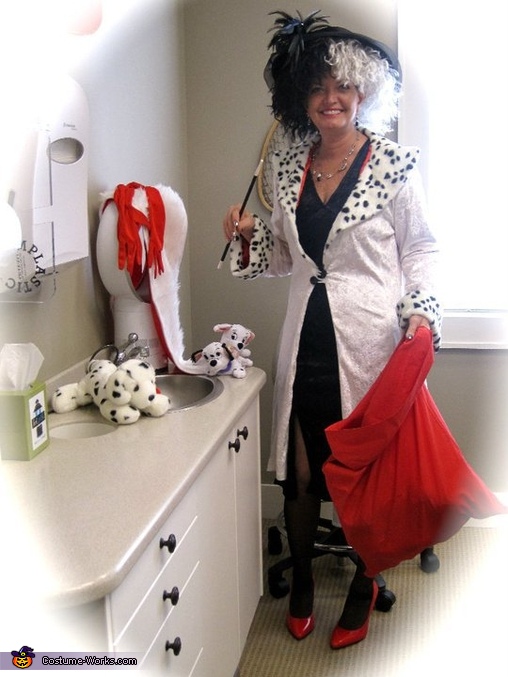 Cruella Deville Costume