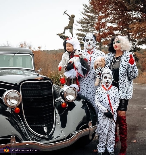 Cruella DeVille and her Dalmatians Costume
