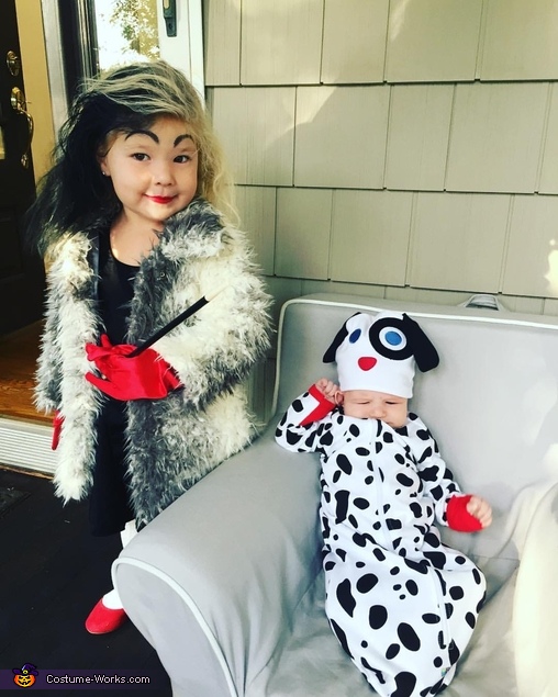 Cruella DeVille and her little Dalmatian Costume