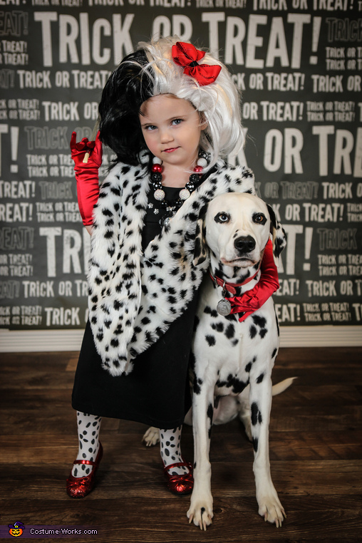 Cruella Deville & Dalmatian Costume
