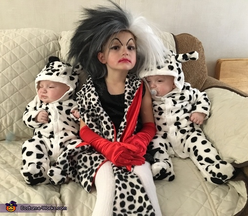 Cruella & her Pups Costume