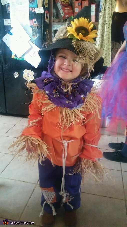 Cute Scarecrow Costume