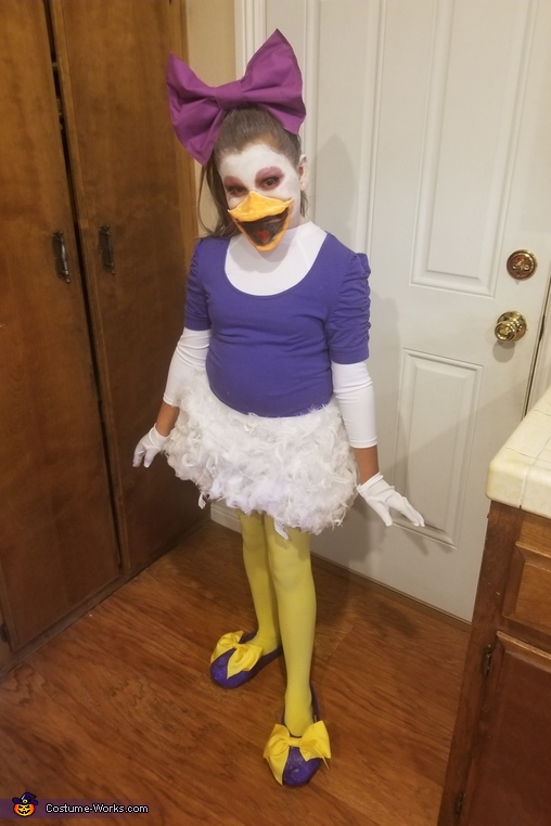 homemade daisy duck costume