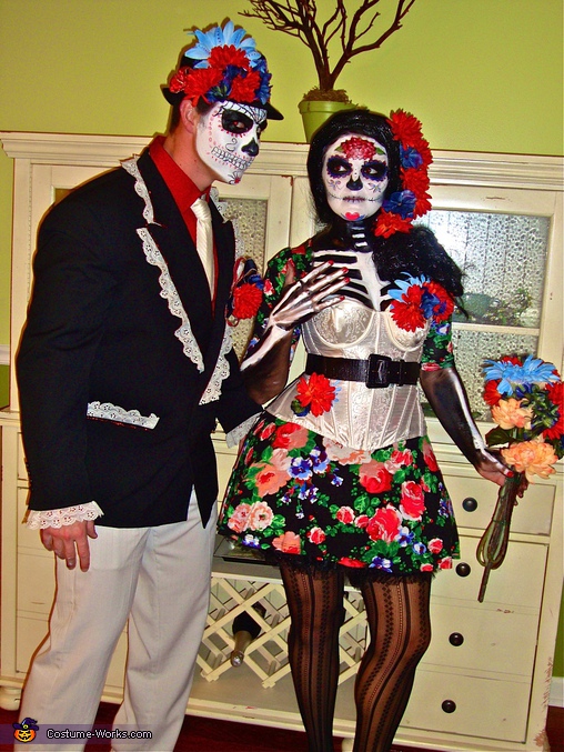 Day of the Dead Costumes - Halloween costume idea for couples - Photo 2/4