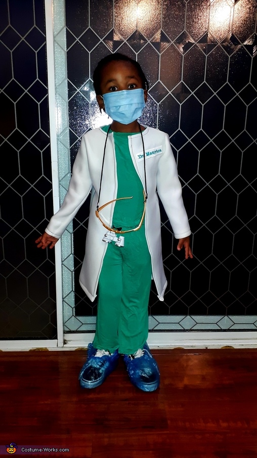 Dental Surgeon Costume