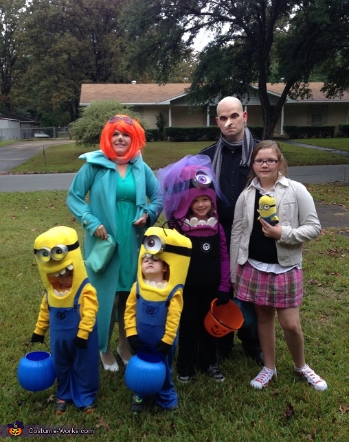 Amazing Despicable Me Family Costume | DIY Costumes Under $25