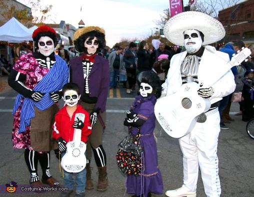 MIGUEL FROM THE MOVIE COCO HALLOWEEN COSTUME!!!! 