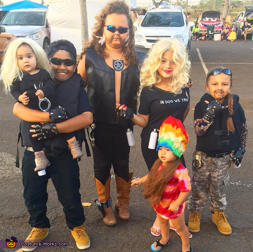 Dog the Bounty Hunter Group Costume | DIY Costumes Under $25