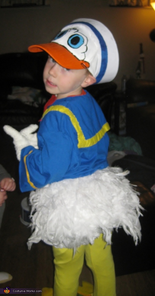 Homemade Donald Duck Costume - Photo 2/3