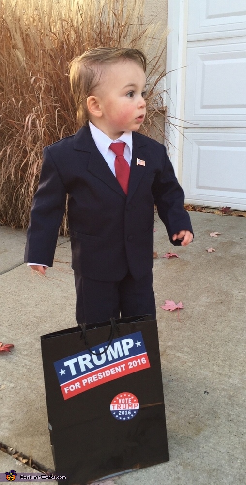 Donald Trump Baby Boy's Costume - Photo 2/2