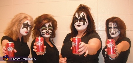 Dr.Pepper Kiss Costume